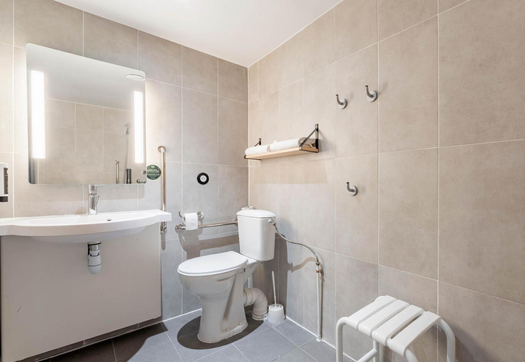 Ibis Budget Valenciennes Hotel Prouvy